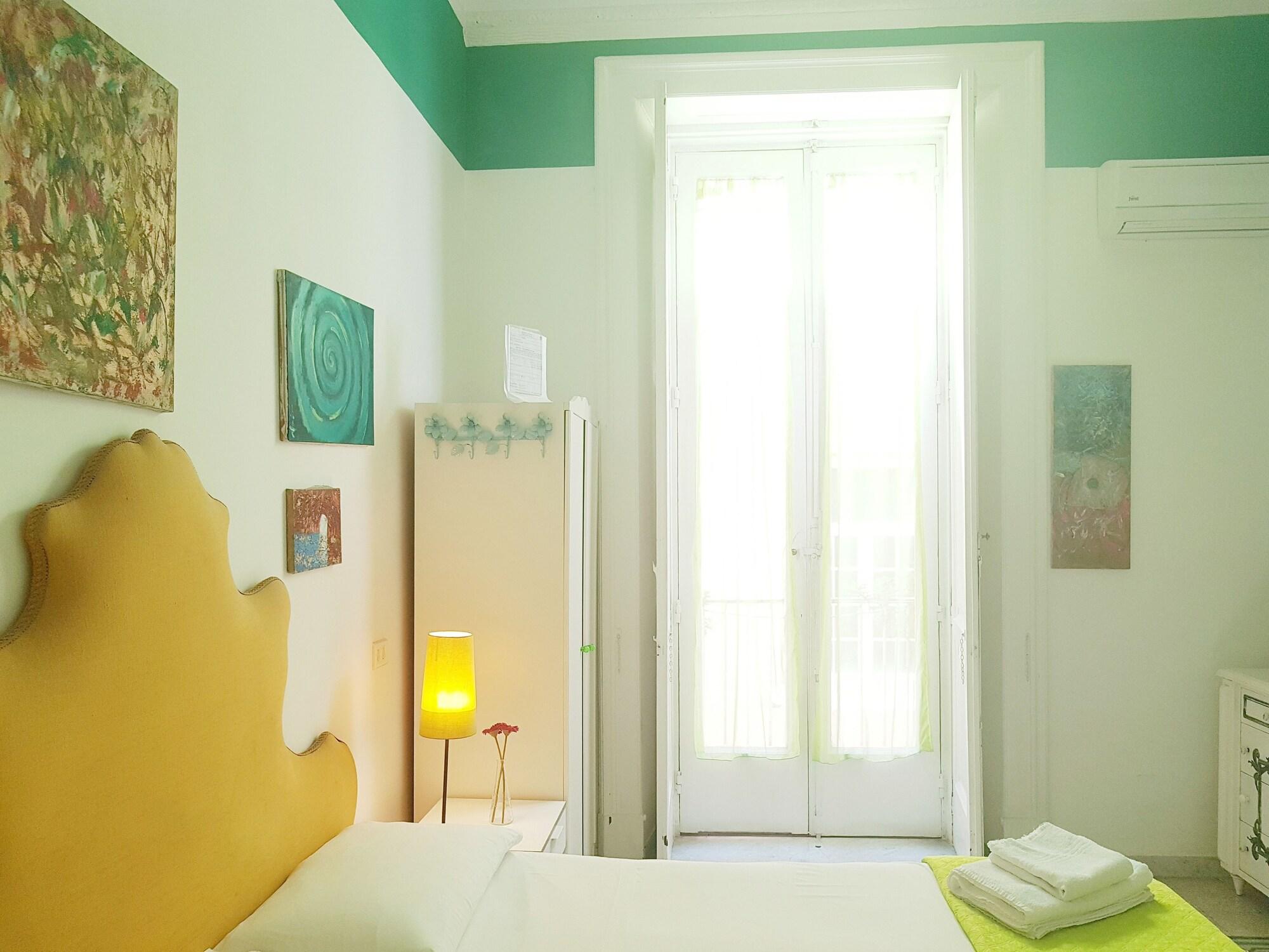 Platamon Couette-café 3*